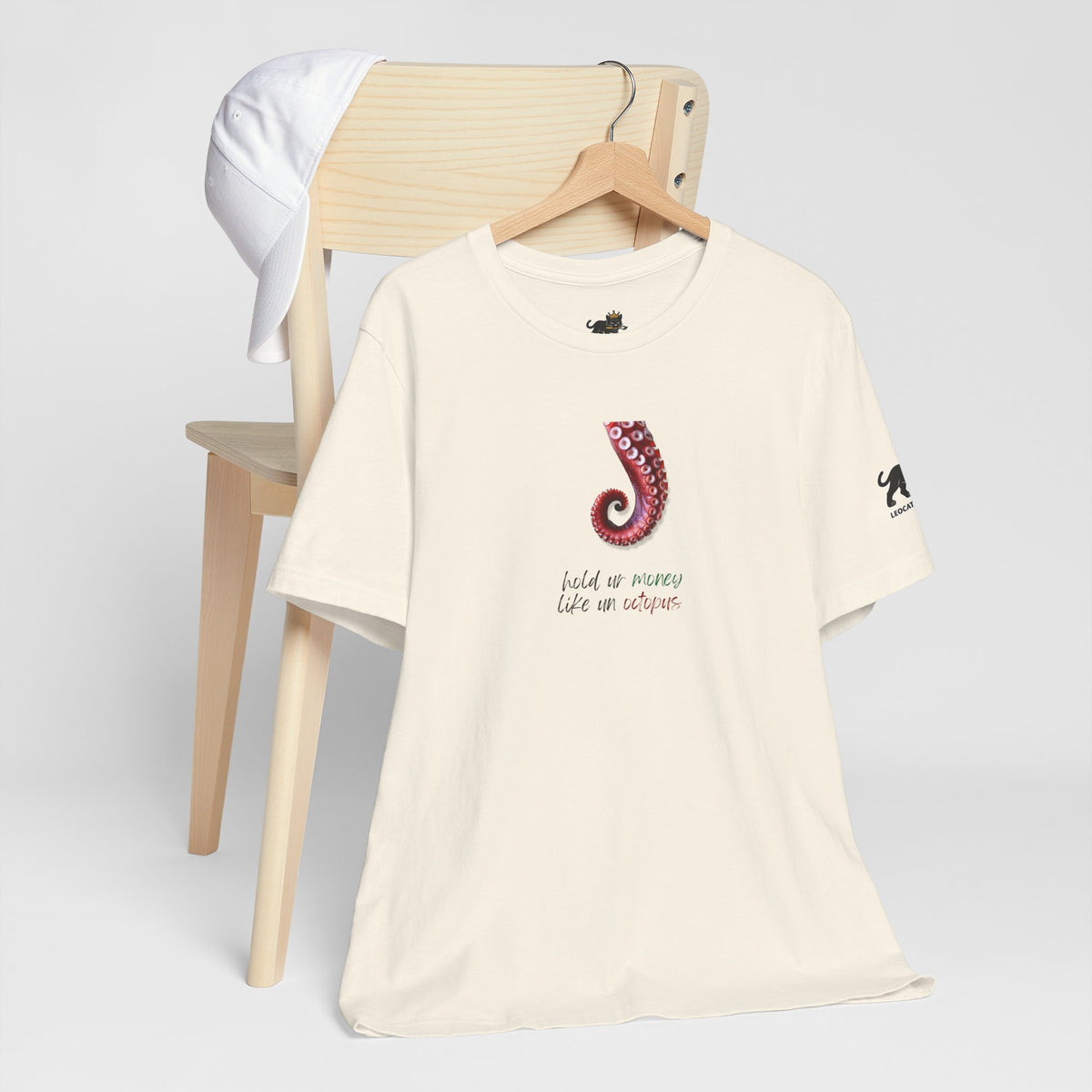 hold ur money like an octopus  Graphic Tee, Casual Summer Shirt, Marine Life T-Shirt, Gift for Sea Lovers,  high quality
