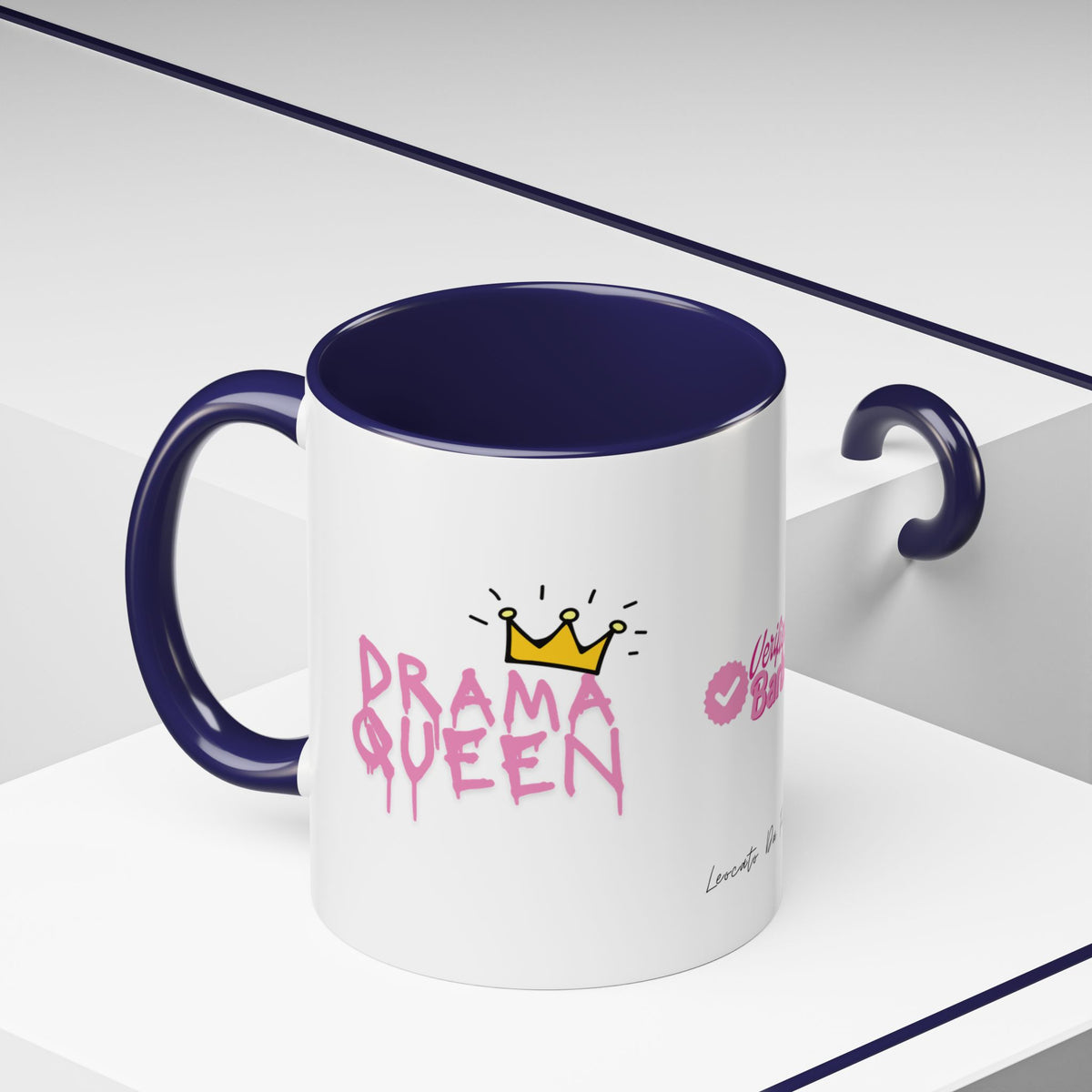 queen of drama Coffee Mug (11, 15oz)