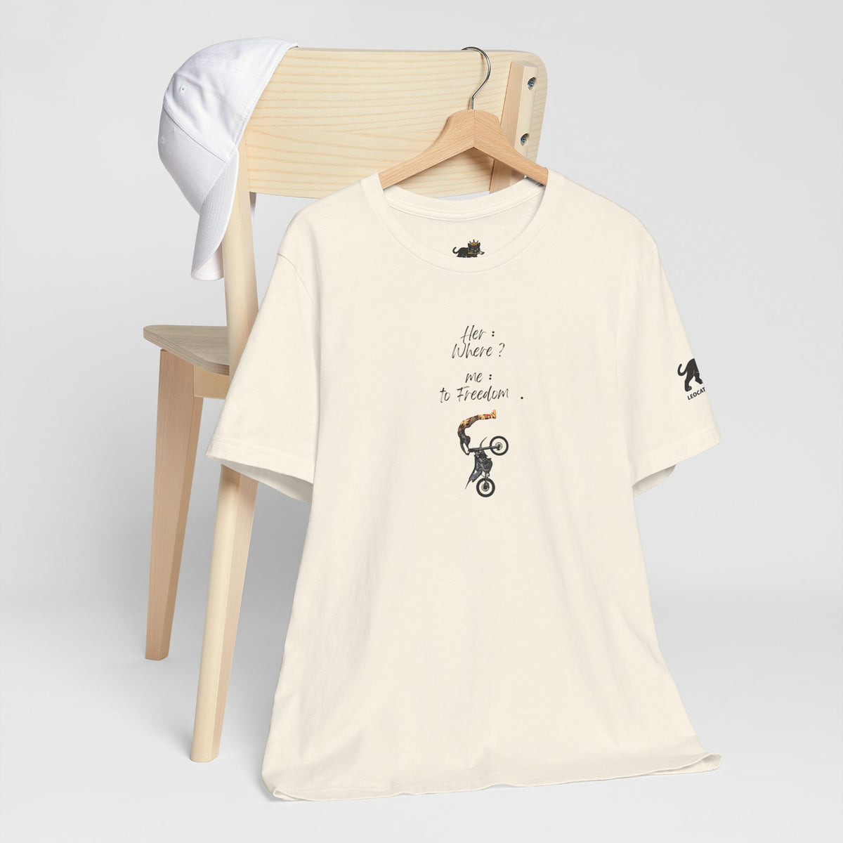 her where ? me to freedom Graphic Tee, Casual Summer Shirt, Marine Life T-Shirt, Gift for Sea Lovers,  high quality