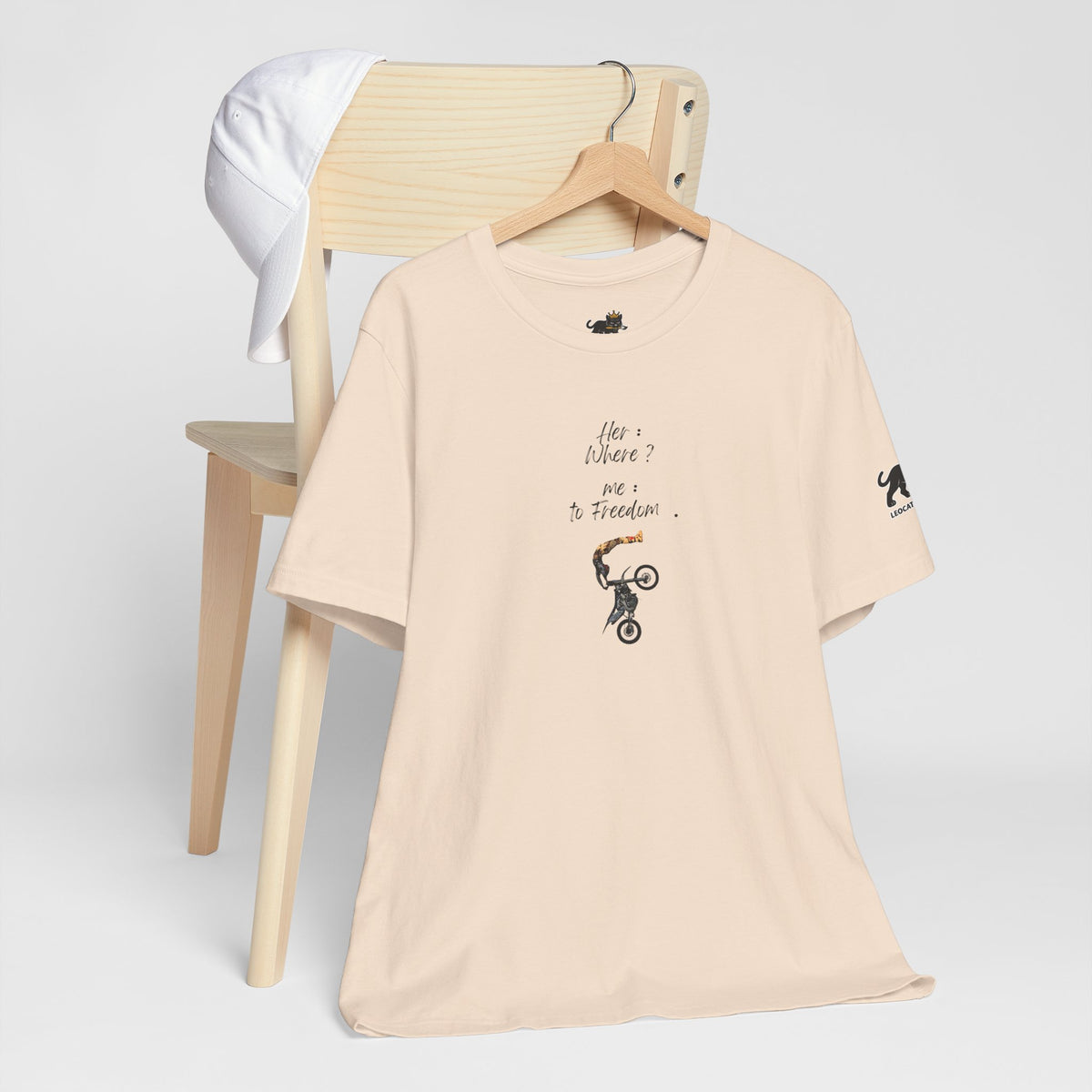 her where ? me to freedom Graphic Tee, Casual Summer Shirt, Marine Life T-Shirt, Gift for Sea Lovers,  high quality